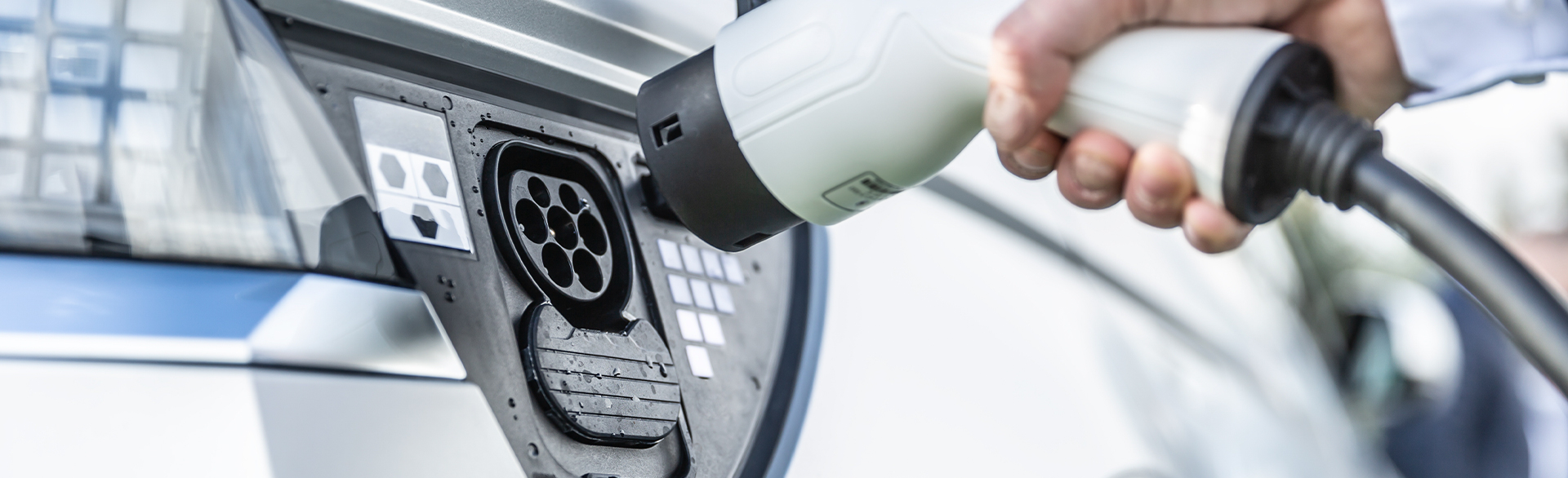 Qué baterías llevan los coches eléctricos