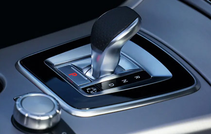 Cómo es un coche automático frente a un coche manual