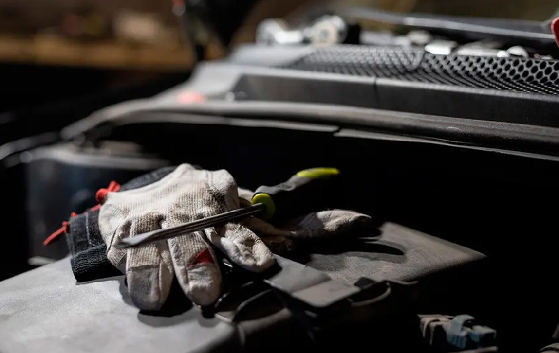 Diferencias entre amortiguadores de gas e hidráulicos