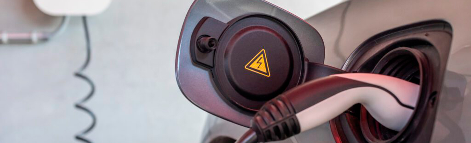 Los mejores coches híbridos enchufables o PHEV